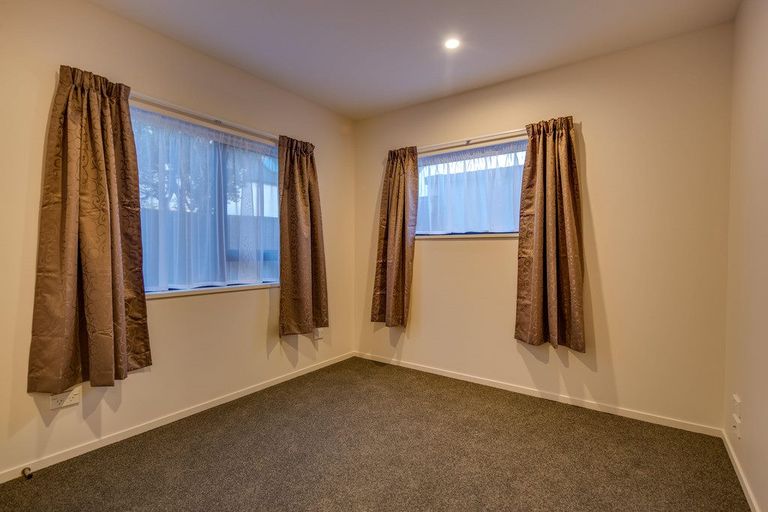 Photo of property in 80b Shakespeare Road, Waltham, Christchurch, 8023