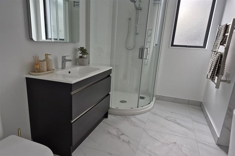 Photo of property in 64 Mataikokako Loop, Kawakawa Bay, 2585