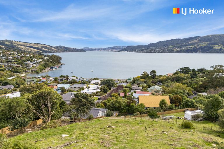 Photo of property in 51 Wharfdale Street, Macandrew Bay, Dunedin, 9014