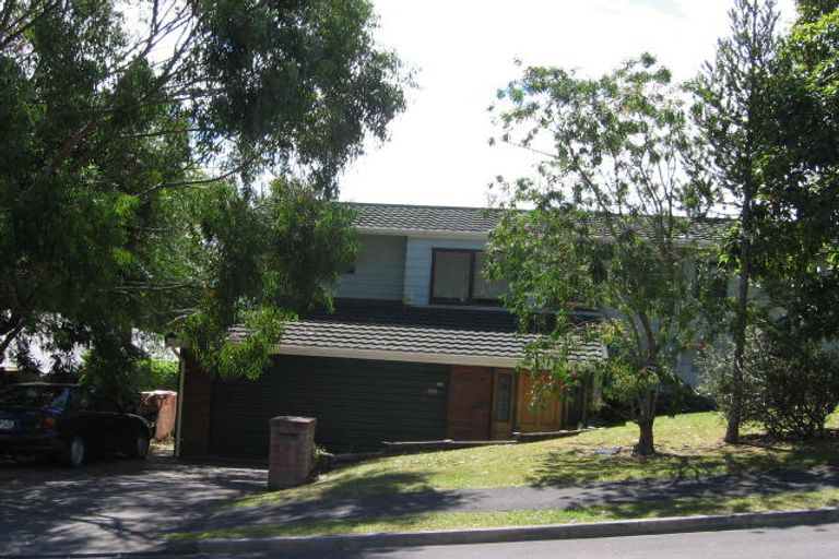 Photo of property in 5 Dianthus Place, Browns Bay, Auckland, 0630