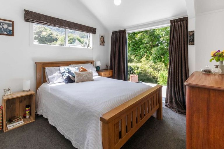 Photo of property in 288 Bellville Drive, Coromandel, 3506