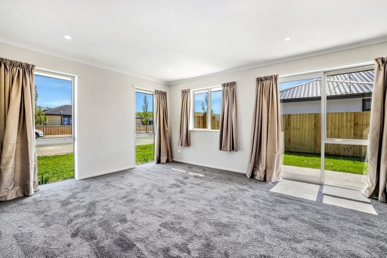 Photo of property in 75 Sir John Mckenzie Avenue, Yaldhurst, Christchurch, 8042