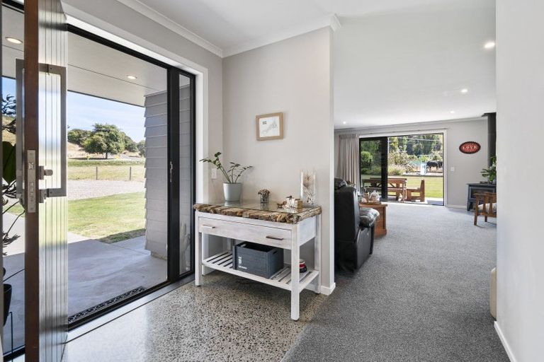 Photo of property in 728 Makino Road, Halcombe, Feilding, 4777