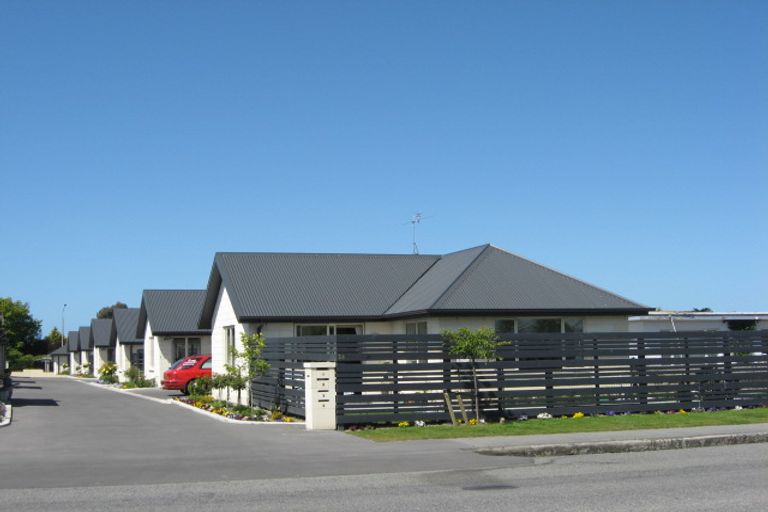 Photo of property in 4/24 Victoria Street, Rangiora, 7400