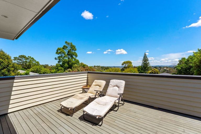 Photo of property in 21 Seon Place, Birkdale, Auckland, 0626