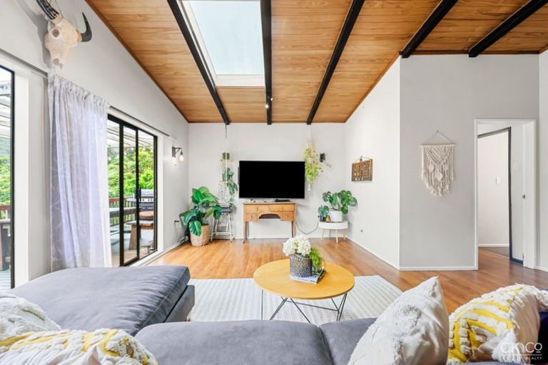 Photo of property in 1721a Akatarawa Road, Akatarawa Valley, Upper Hutt, 5372