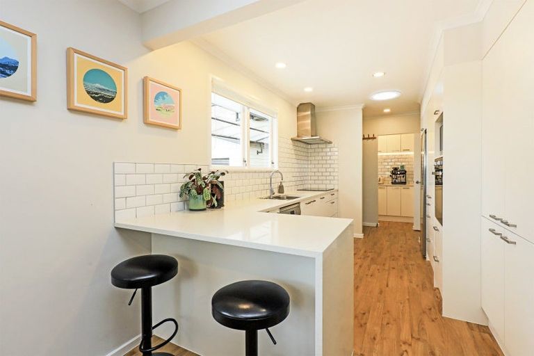 Photo of property in 33a Hammond Road, Taradale, Napier, 4112