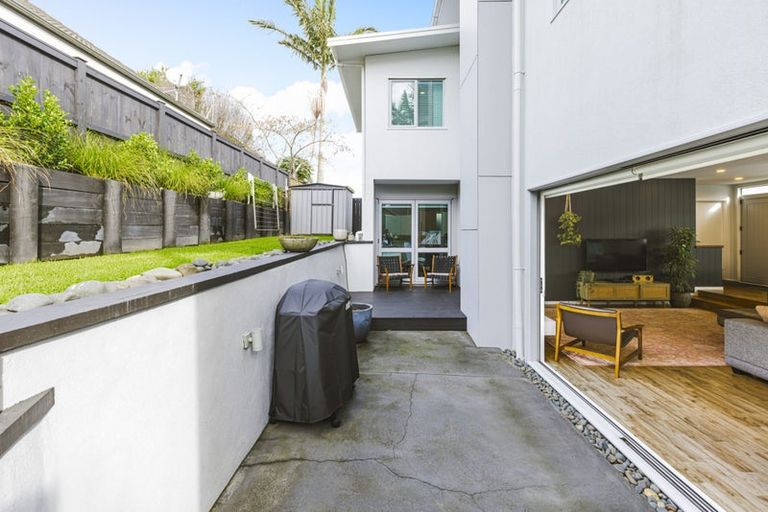 Photo of property in 316 Hill Road, The Gardens, Auckland, 2105
