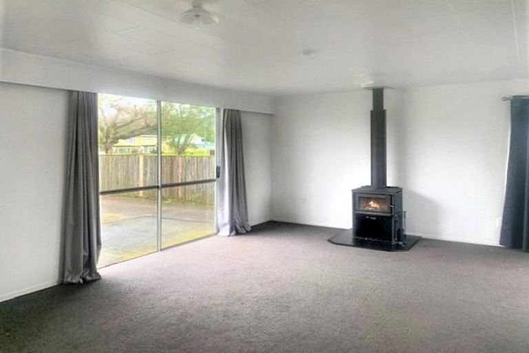 Photo of property in 70 Stout Street, Shannon, 4821