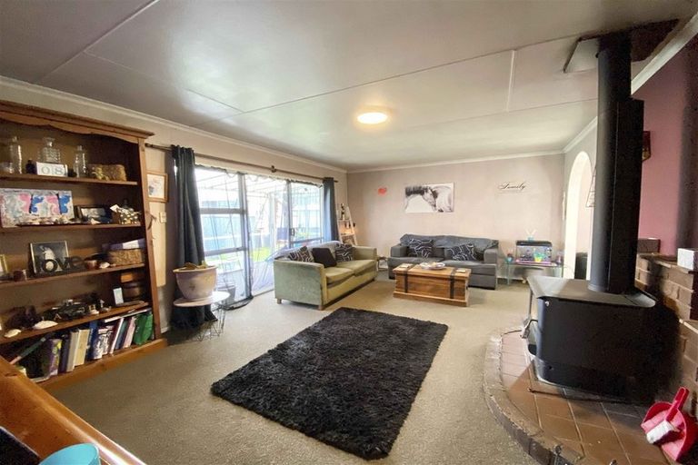 Photo of property in 114 Bay Road, Grasmere, Invercargill, 9810