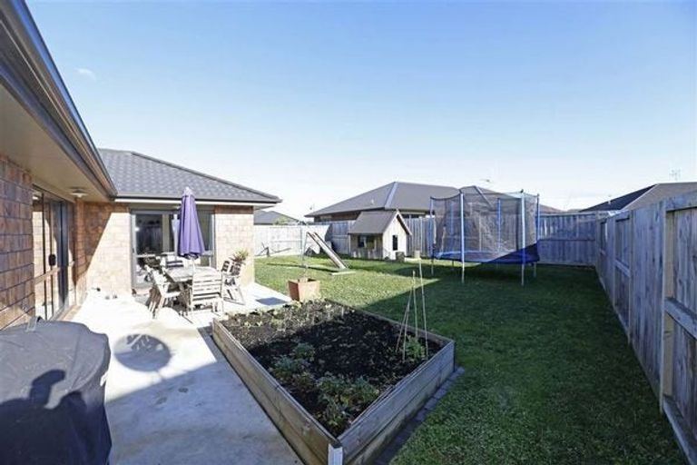 Photo of property in 28 Tallentire Crescent, Huntington, Hamilton, 3210