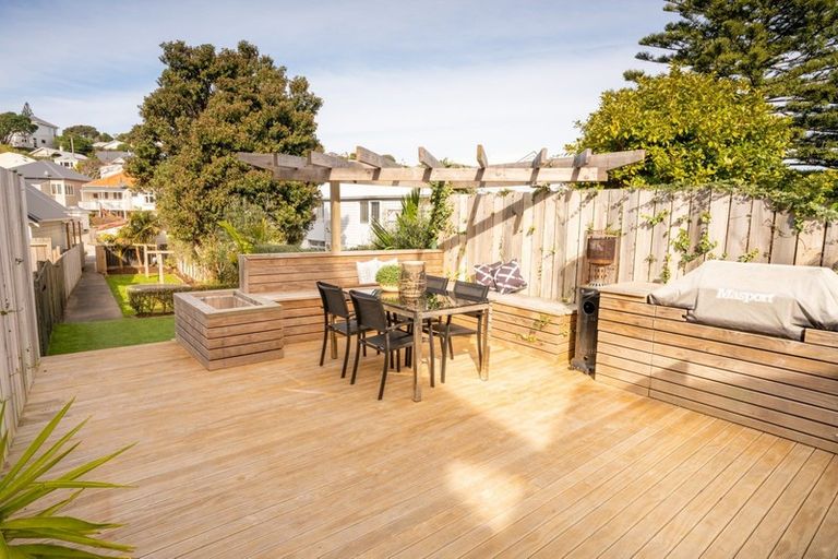 Photo of property in 143 Hataitai Road, Hataitai, Wellington, 6021