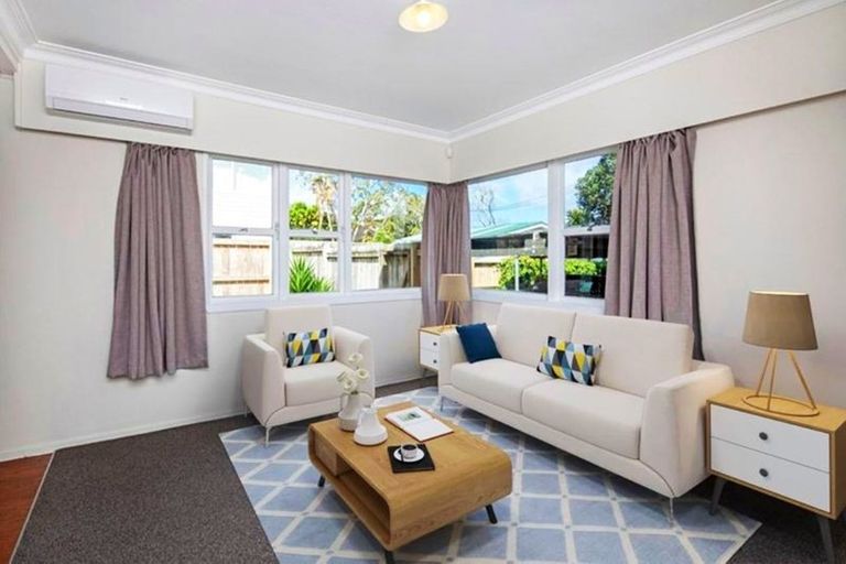 Photo of property in 1/33 Rodney Street, Howick, Auckland, 2014