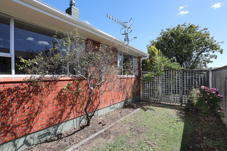 Photo of property in 15 Fergusson Street, Marton, 4710