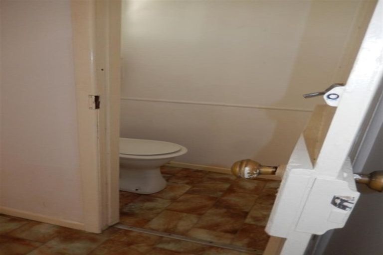 Photo of property in 99 Lemon Street, New Plymouth, 4312