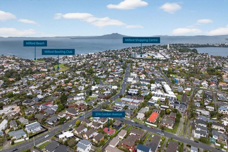 Photo of property in 1/1a Gordon Avenue, Forrest Hill, Auckland, 0620