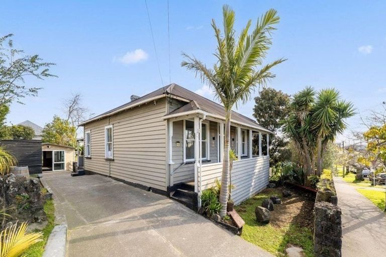 Photo of property in 12 Ethel Street, Sandringham, Auckland, 1025