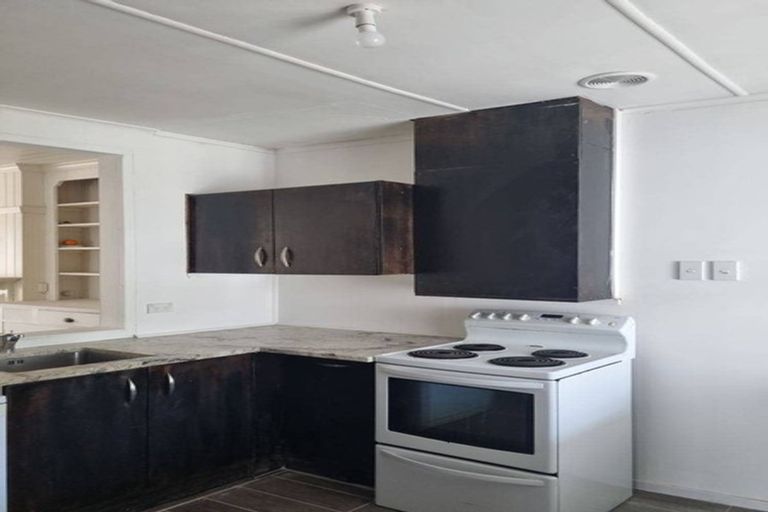 Photo of property in 7a Karaka Street, Castlecliff, Whanganui, 4501