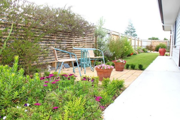 Photo of property in 41c Costley Street, Carterton, 5713