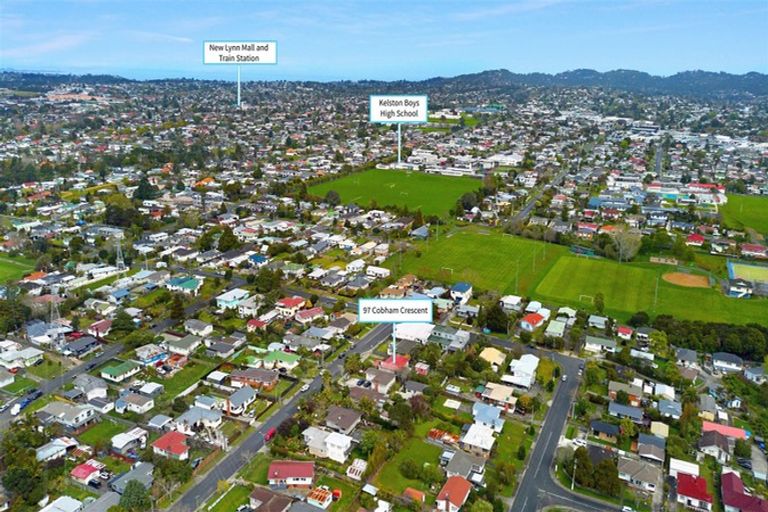 Photo of property in 97 Cobham Crescent, Kelston, Auckland, 0602