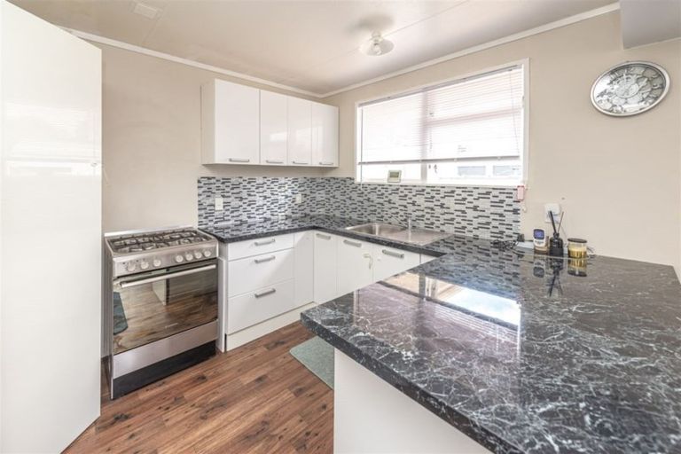 Photo of property in 11 Wembley Place, Whanganui East, Whanganui, 4500