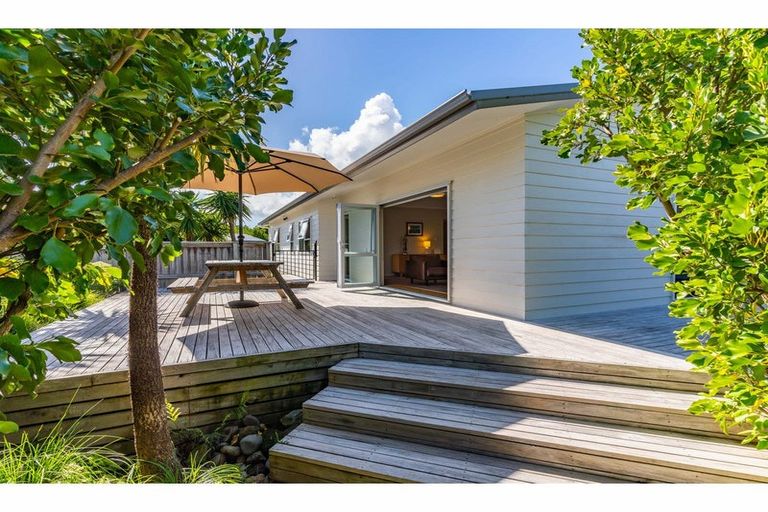 Photo of property in 7a Halyard Way, Mangawhai, 0505