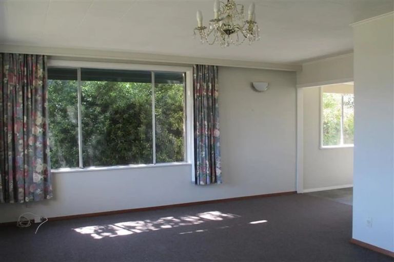 Photo of property in 30 Chilton Grove, Hokowhitu, Palmerston North, 4410