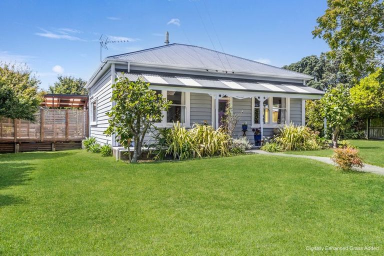 Photo of property in 12 Harris Street, Waitara, 4320