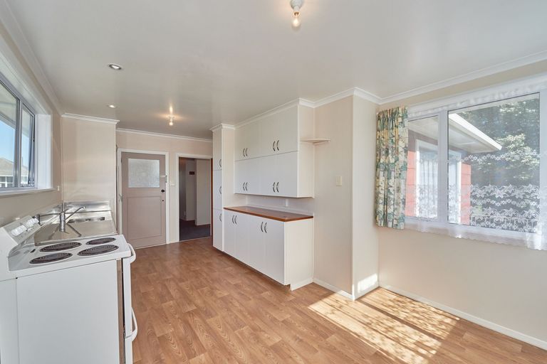 Photo of property in 41 Cardiff Street, Awapuni, Palmerston North, 4412