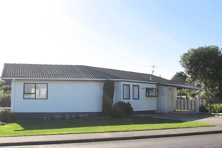 Photo of property in 54 Te Manuao Road, Otaki, 5512