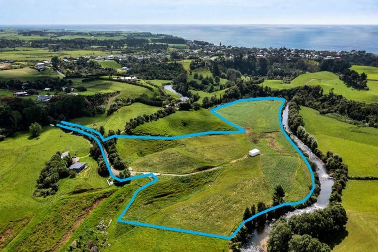 Photo of property in 61 Surrey Hill Road, Kaitake, New Plymouth, 4374