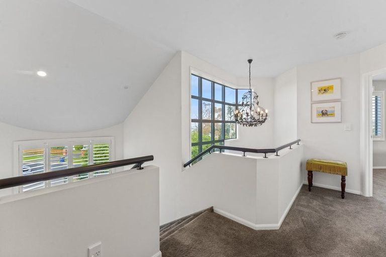 Photo of property in 1/10 Ringwood Street, Torbay, Auckland, 0630