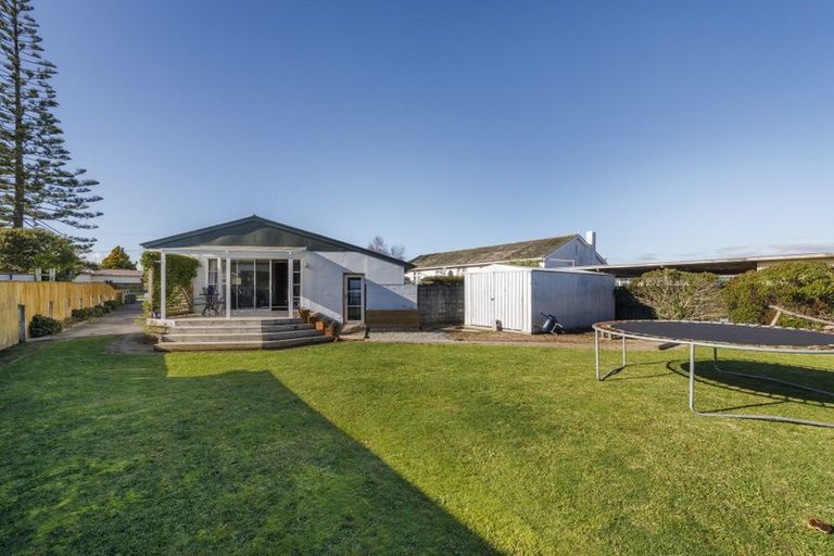 Photo of property in 79 Taumaihi Street, Bulls, 4818