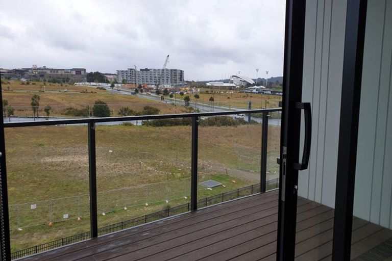 Photo of property in 302/3 Kaipiho Lane, Albany, Auckland, 0632