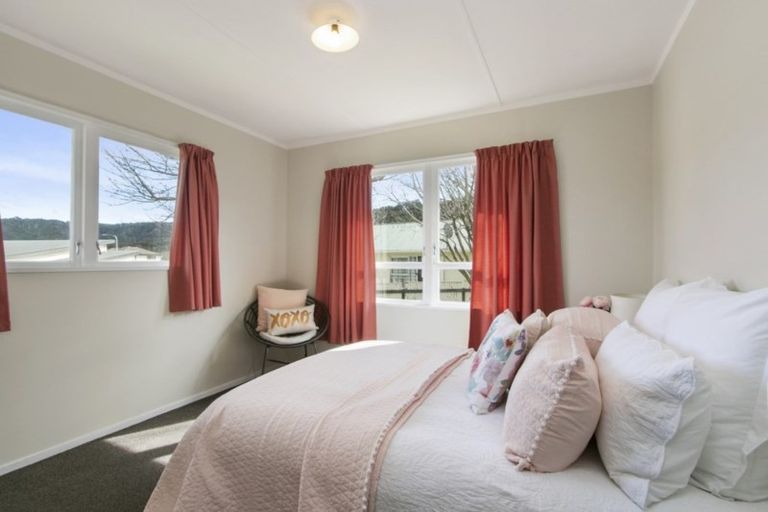 Photo of property in 20 Rakaia Grove, Wainuiomata, Lower Hutt, 5014