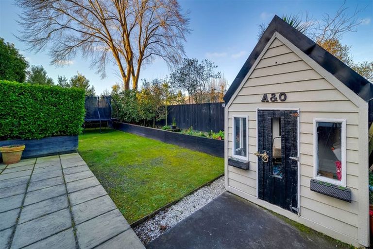 Photo of property in 100 Idris Road, Bryndwr, Christchurch, 8052