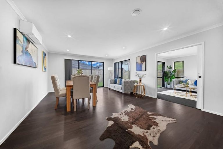 Photo of property in 36 Leathem Crescent, Pokeno, 2402