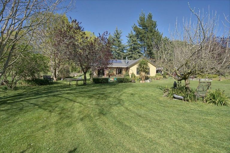 Photo of property in 15 Greta Valley Walkway Road, Greta Valley, Amberley, 7483