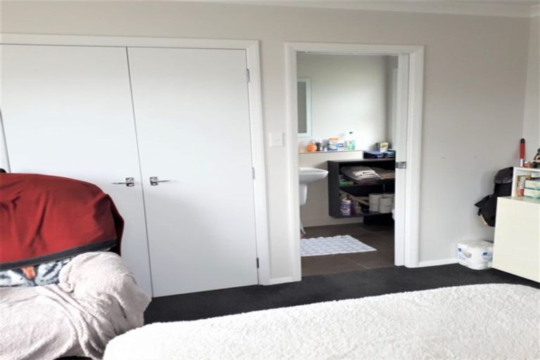 Photo of property in 13 Bartholomew Road, Levin, 5510