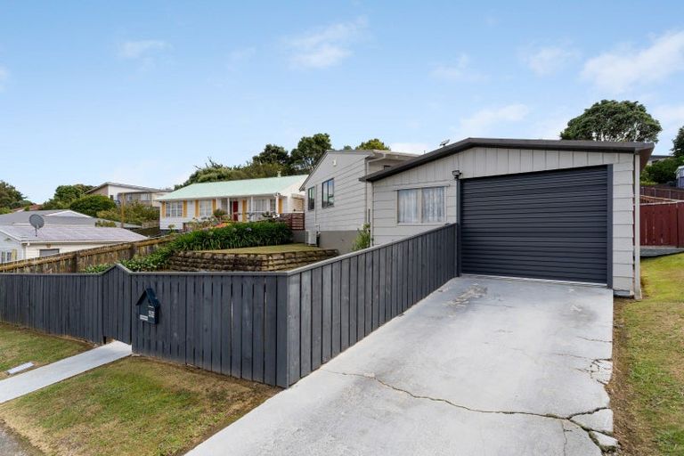 Photo of property in 470 Warspite Avenue, Ascot Park, Porirua, 5024