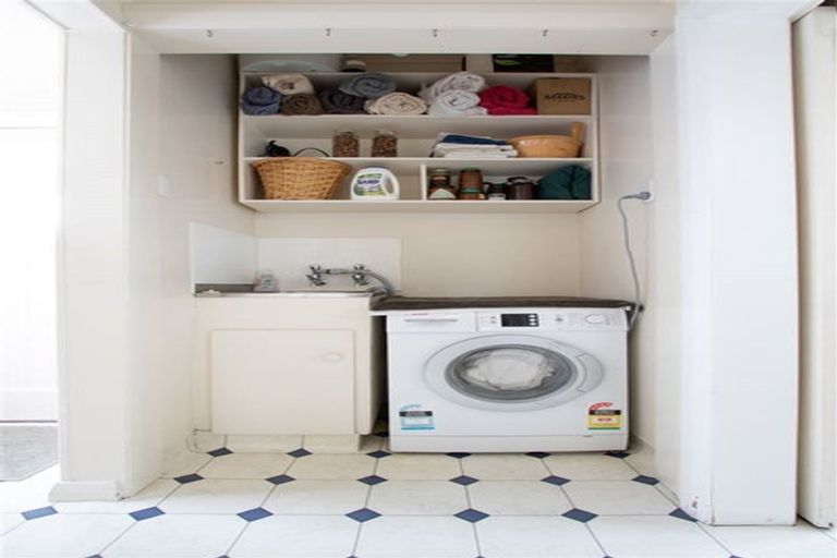 Photo of property in 70 Sale Street, Hokitika, 7810