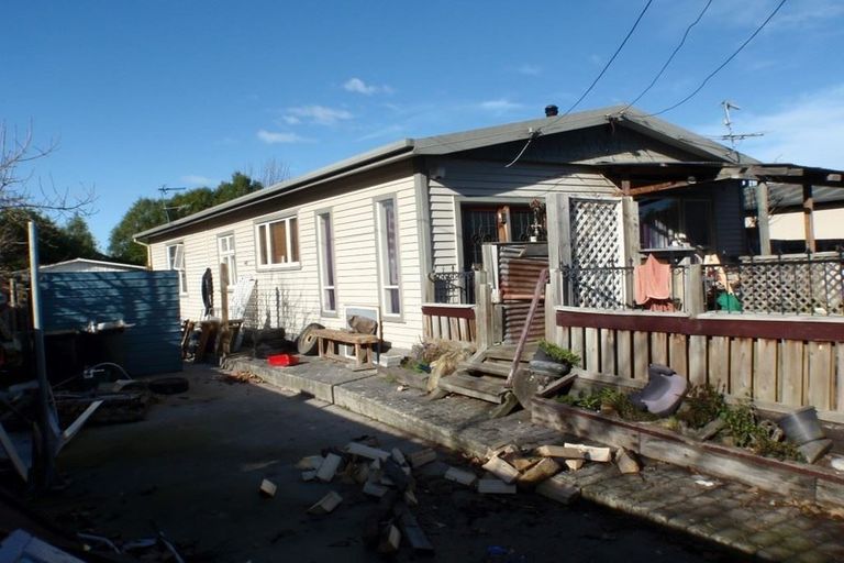 Photo of property in 118 Mackworth Street, Woolston, Christchurch, 8062