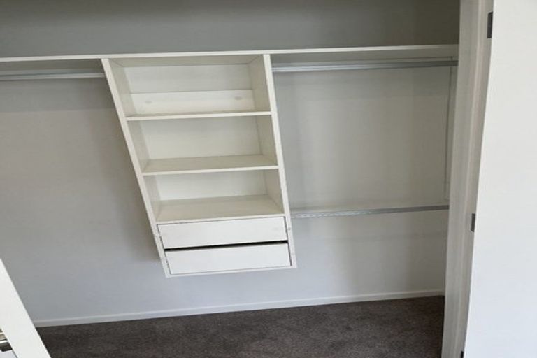 Photo of property in 5/535 Swanson Road, Ranui, Auckland, 0612