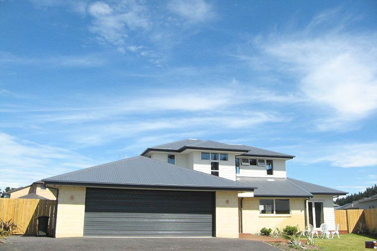 Photo of property in 7 Sandpiper Place, Waimairi Beach, Christchurch, 8083