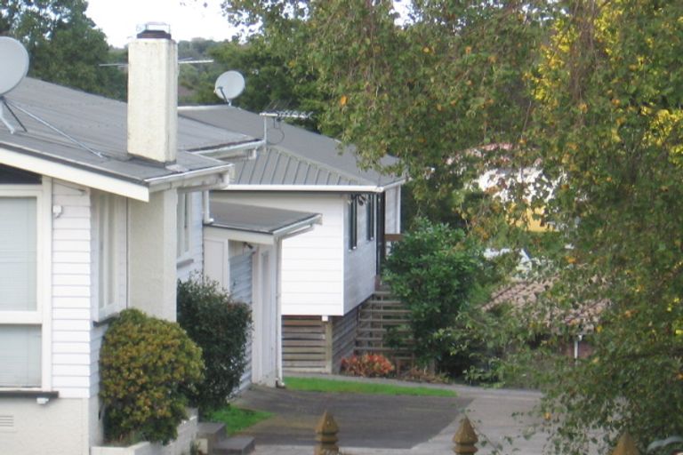 Photo of property in 21a Tahi Terrace, Glen Eden, Auckland, 0602