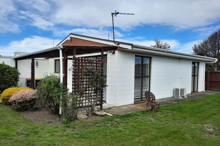 Photo of property in 2/122 Effingham Street, North New Brighton, Christchurch, 8083