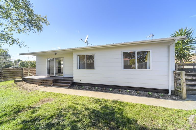 Photo of property in 52a Newton Place, Westbrook, Palmerston North, 4412