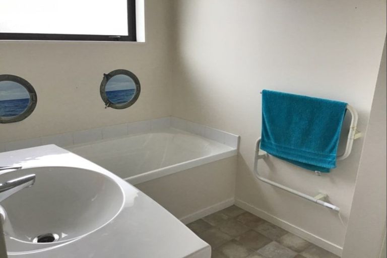 Photo of property in 100 Barry Avenue, Cromwell, 9310