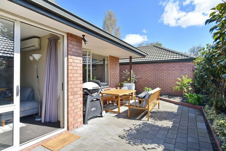 Photo of property in 2/109 Antigua Street, Addington, Christchurch, 8024