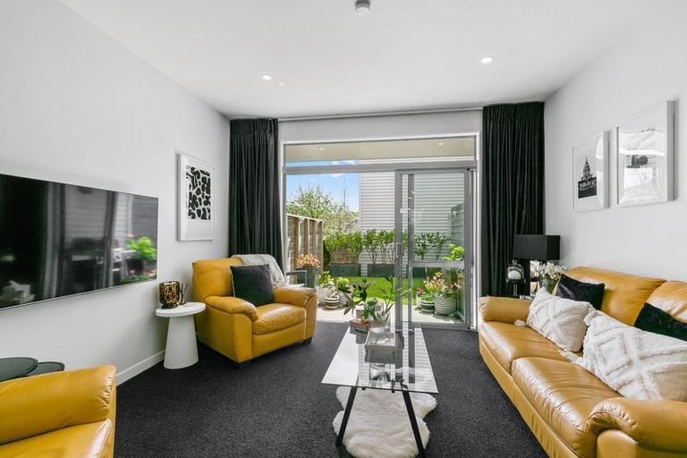 Photo of property in 3/24 Tamar Street, Island Bay, Wellington, 6023